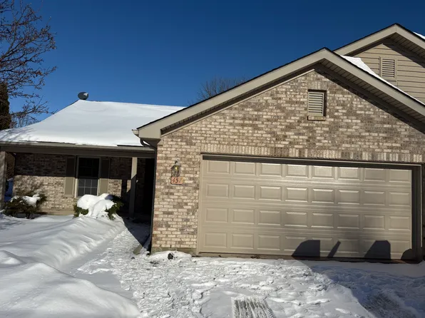 457 S Wolf Creek St #457, Brookville, OH 45309