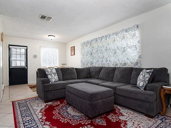 3rd image of 1252 Whitewood Dr