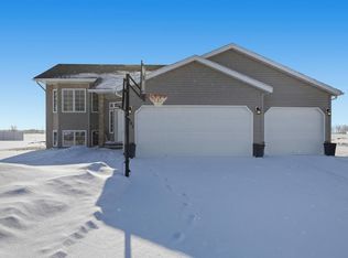 1007 11th Ave SE, Barnesville, MN 56514