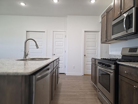 2nd image of 608 W Christopher Dr Unit B