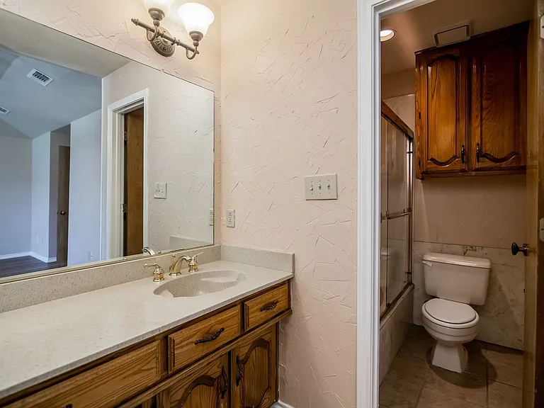 3624 Amanda Cir — Photo 15