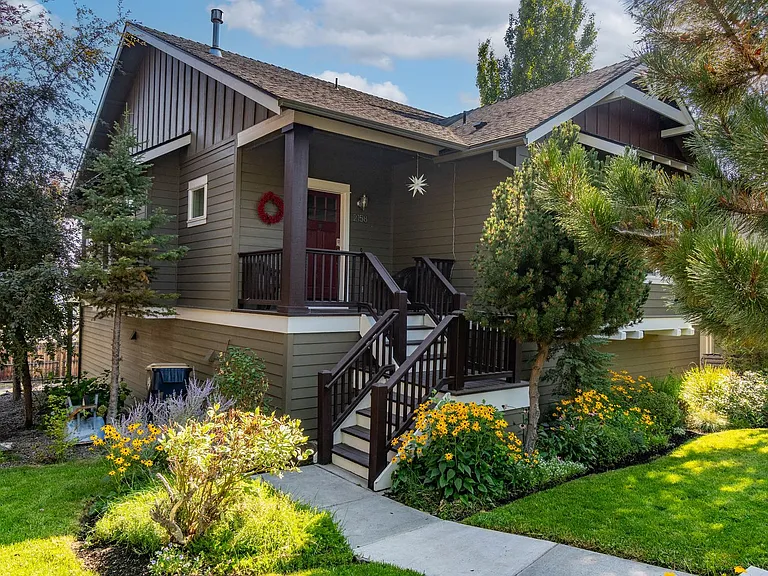 2158 SW 36th Ct — Photo 16