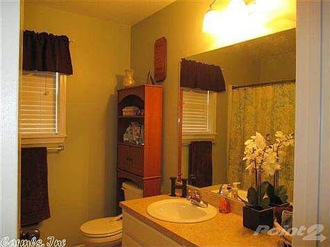 5th image of 15 Meadowview Dr