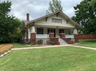 517 S Walnut St, Cameron, MO 64429