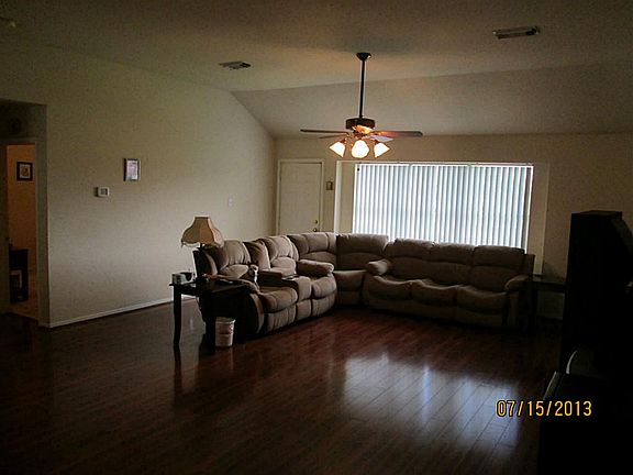 4th image of 2110 36th Ave N