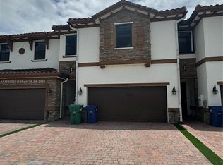 165XX SW 42nd Ter, Miami, FL 33185