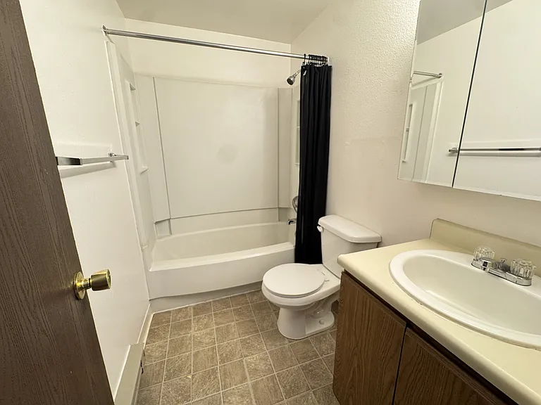 4501 Boardwalk Dr #J-J-94 — Photo 7