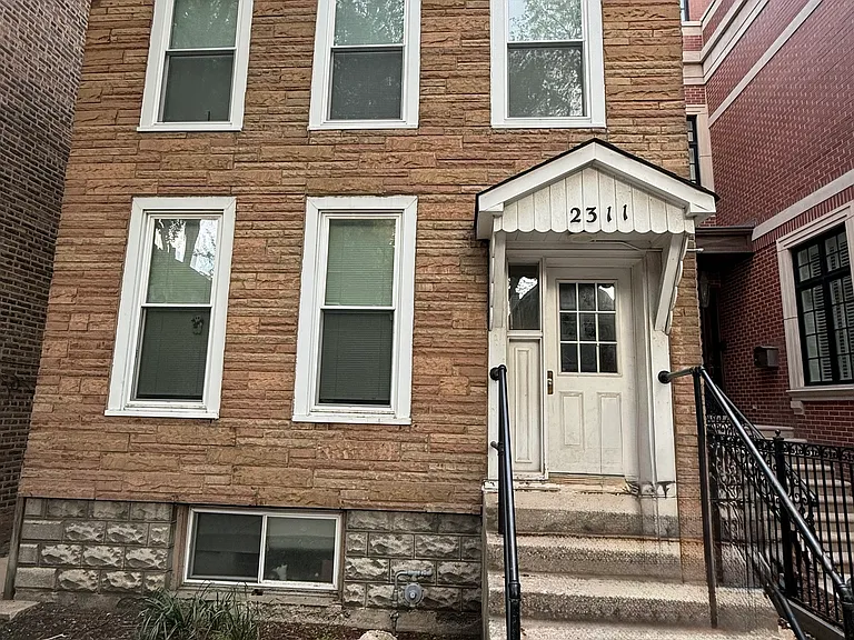 2311 N Greenview Ave #1F — Photo 1
