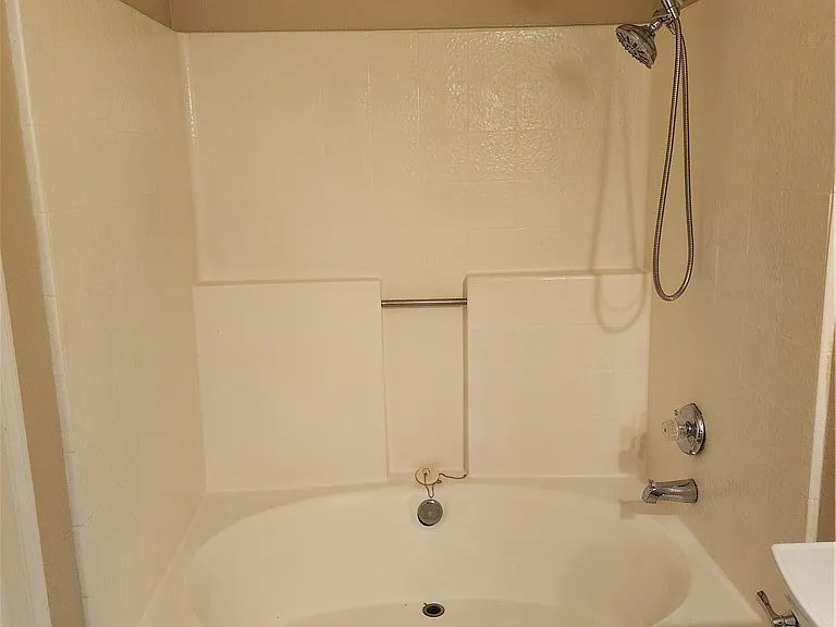 157 S Ralph Rd — Photo 16