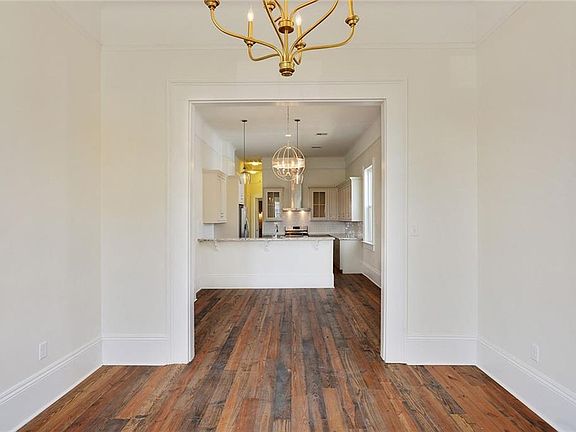 2nd image of 2755 Saint Ann St #57