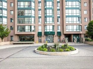 145 Hillcrest Ave #1808, Mississauga, ON L5B 3Z1
