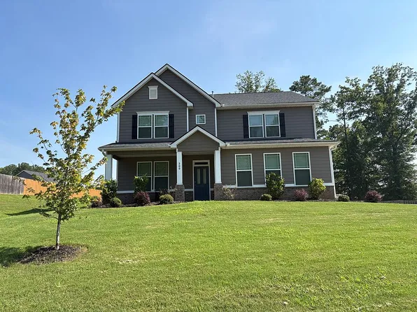 200 Darien Dr, Senoia, GA 30276