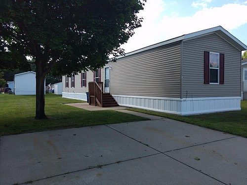 1st image of 1223 Chinaberry Dr