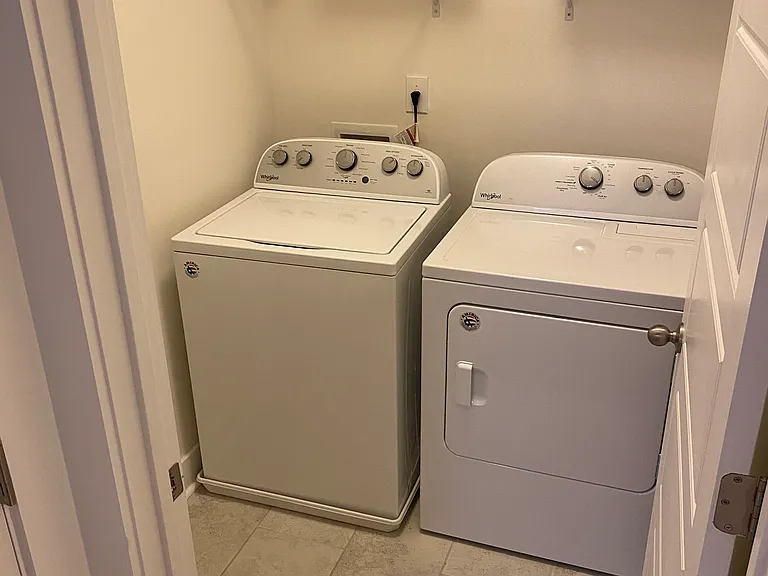 1652 Indy Dr — Photo 17