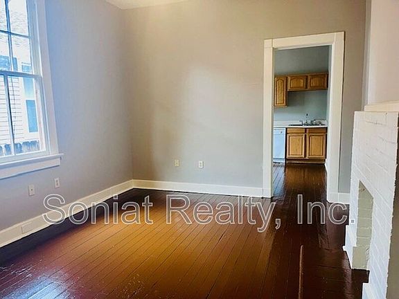 4th image of 3506 Baudin St