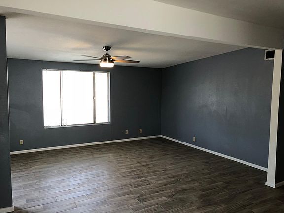 Living Room / New Fan