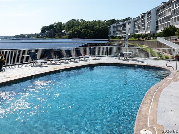 4th image of 5450 Christopher Ln #413