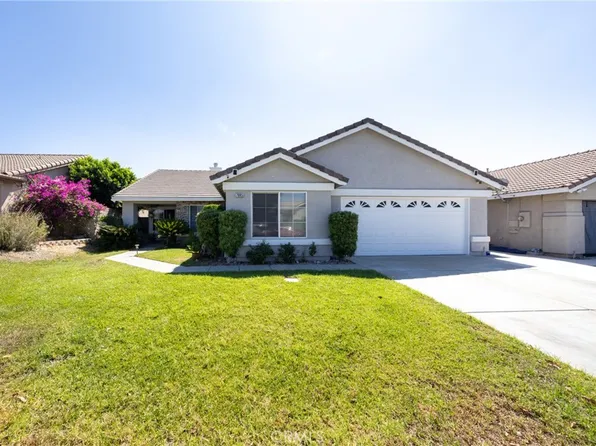7085 Hope Ct, Fontana, CA 92336