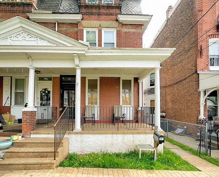 112 Haws Ave — Photo 2