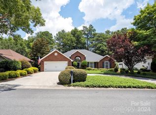 166 Zimmerman Dr, Fort Mill, SC 29708