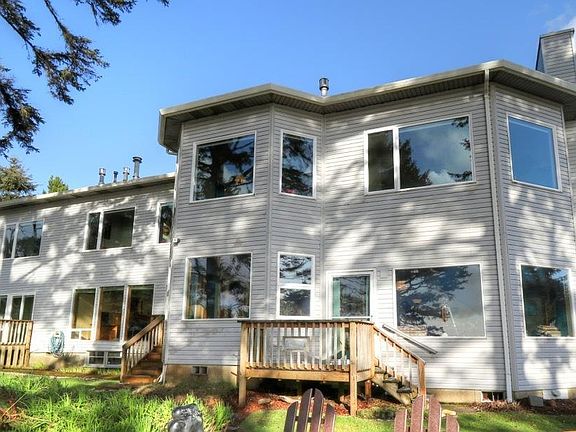 2nd image of 4925 NW Woody Way