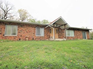 510 Union Hill Rd, Fairview Heights, IL 62208