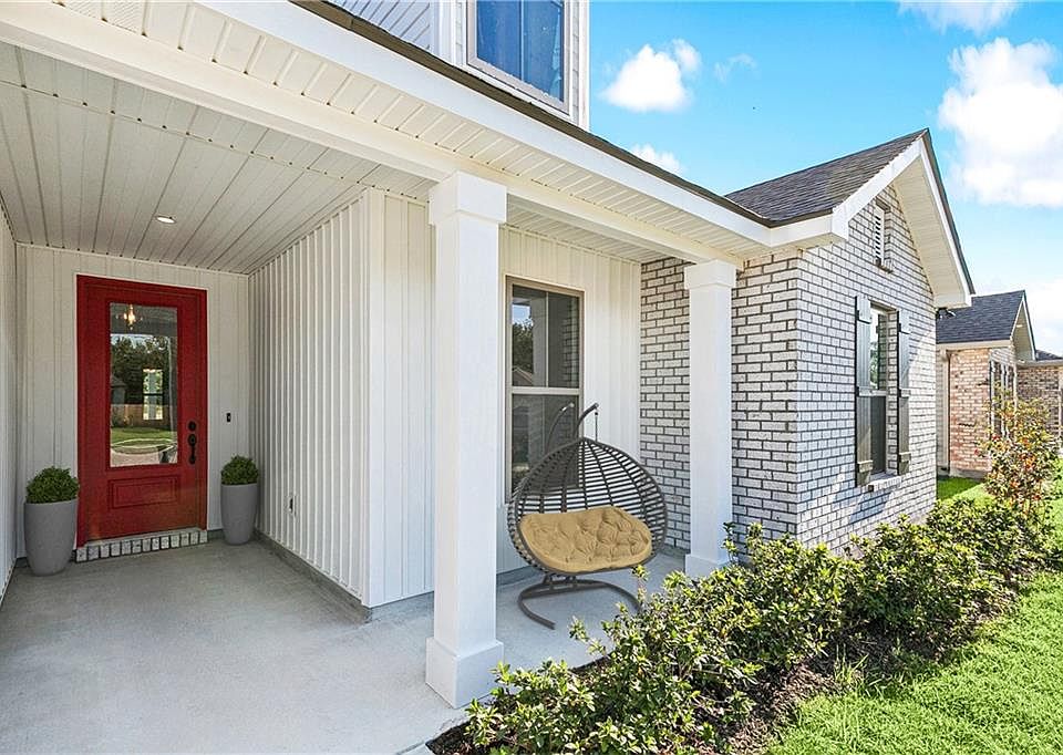 1st image of 968 Dandelion Dr