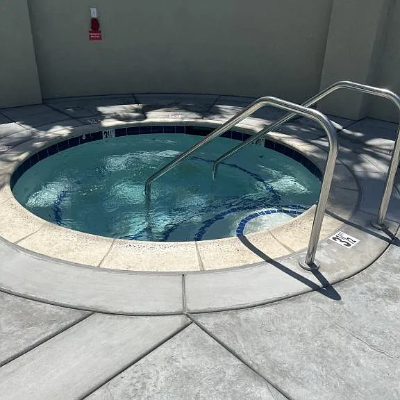 1800 E Lakeshore Dr #504 — Photo 31