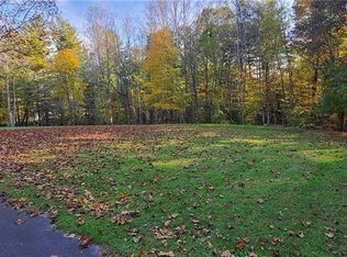 4 Bethany Knolls Dr #3, Fairview, NC 28730