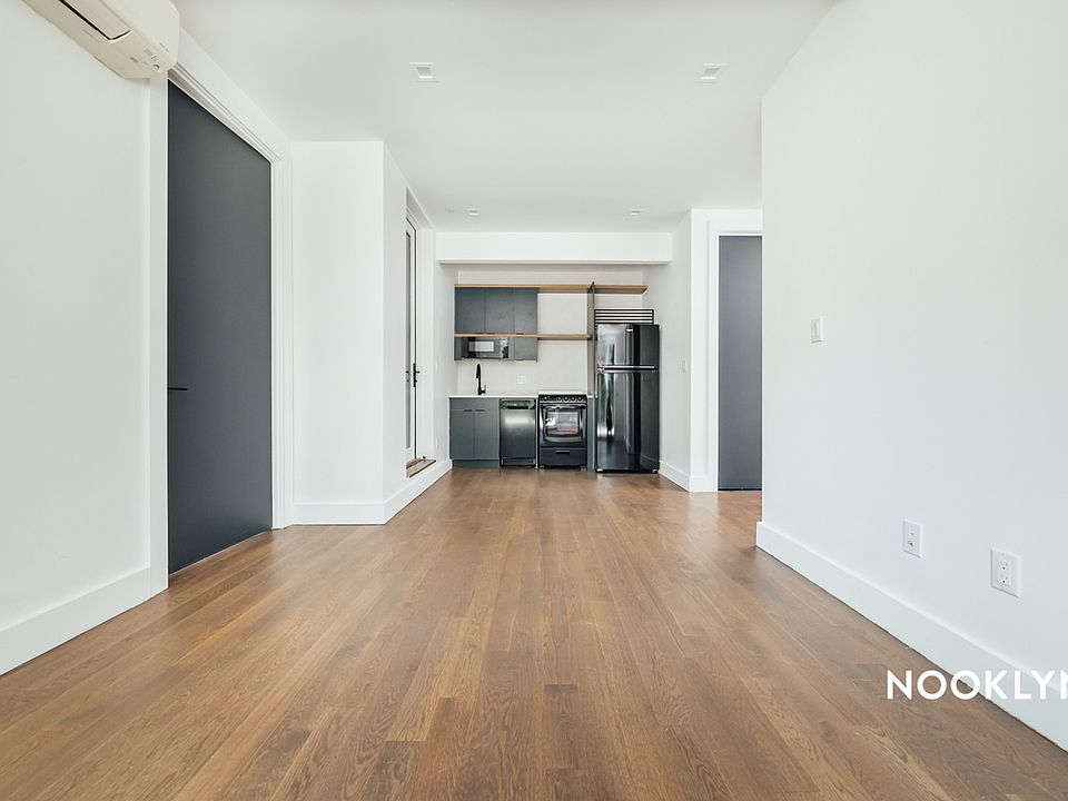 1st image of 115 Clifton Pl #1M