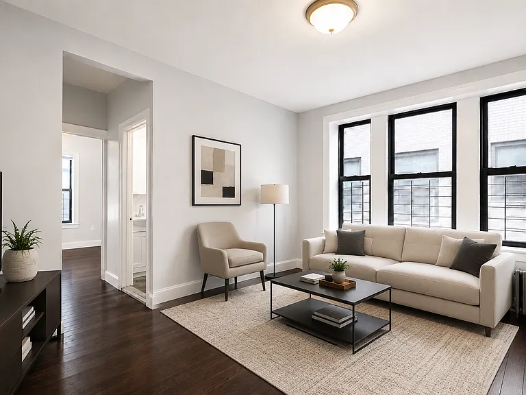 87 Post Ave #54 — Photo 1