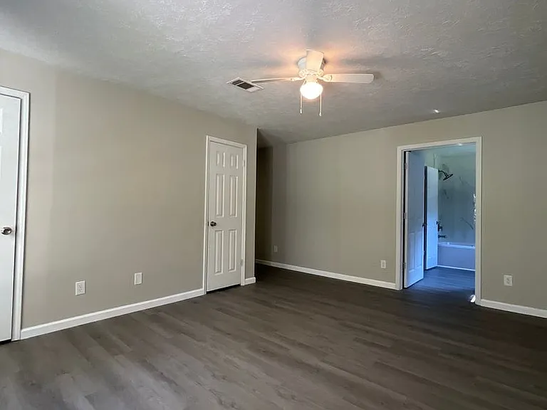 149 Lakeshore Dr — Photo 18
