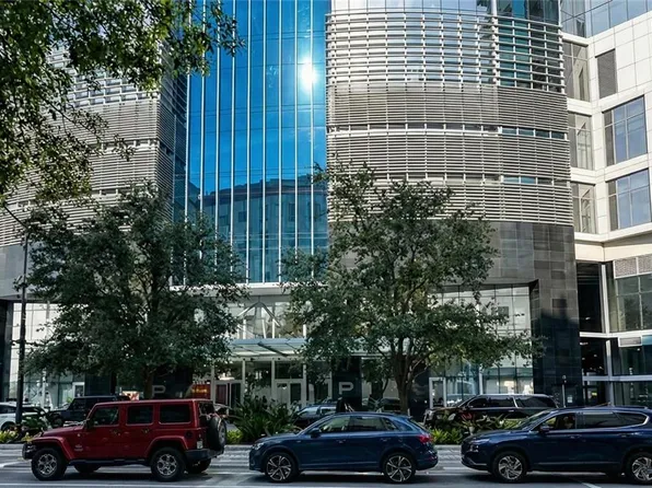 851 NE 1st Ave #2008, Miami, FL 33132