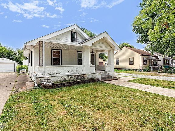 5th image of 2731 Denison St