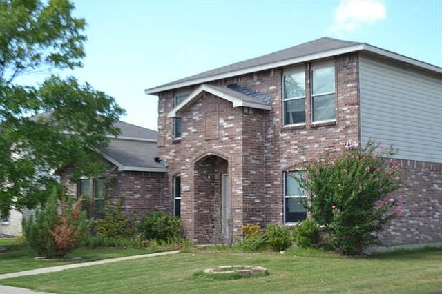 1st image of 1640 Hickory Creek Ln