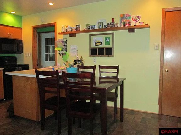 4th image of 315 9th Ave S