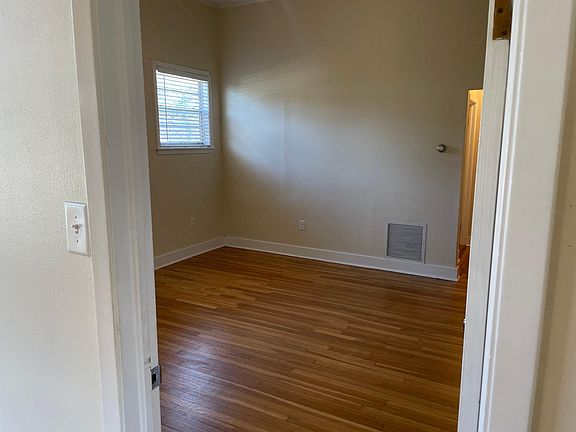 3rd image of 1239 N Dupre St APT G