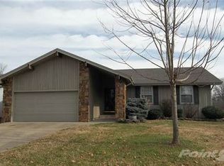 1358 S Sieger Dr, Springfield, MO 65804