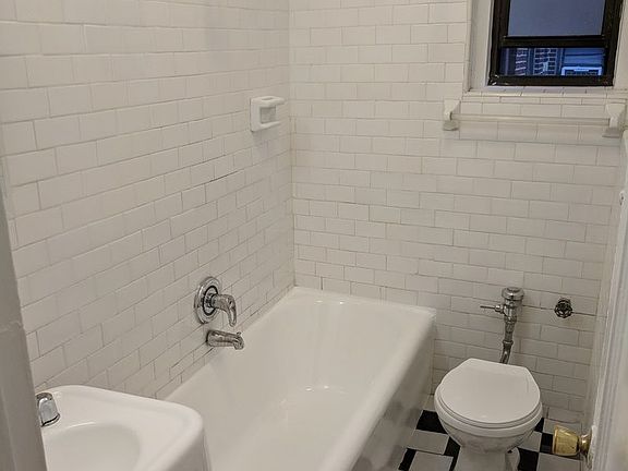 4th image of 8015 Grenfell St APT C21