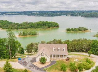 3814 Island View Rd, Sevierville, TN 37876