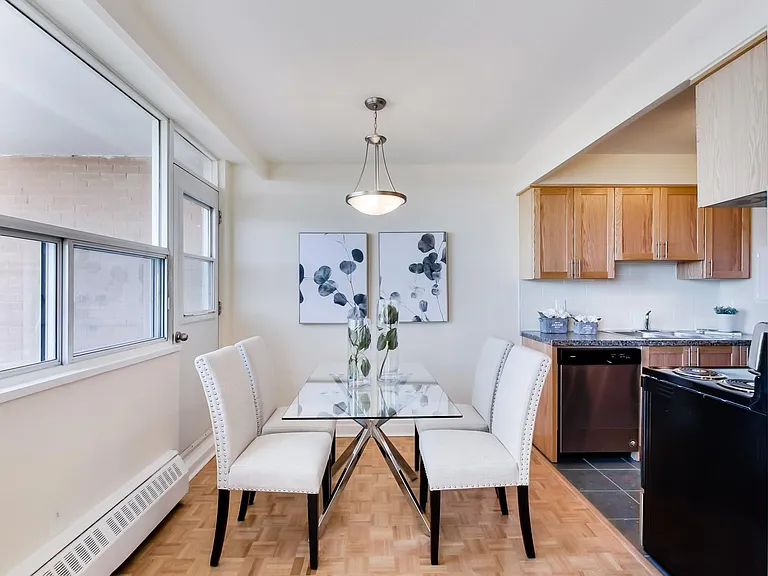 101 Cosburn Ave #104 — Photo 5