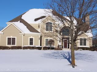 8300 W Poplar Dr, Mequon, WI 53097