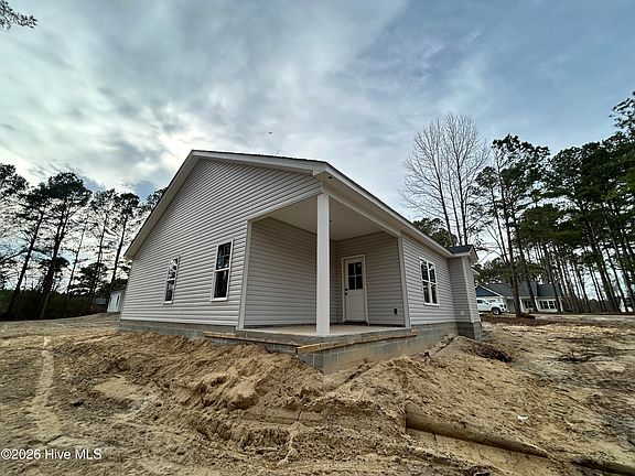 3rd image of 1775 Walnut Run Drive