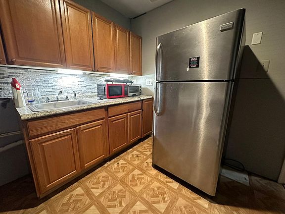 5th image of 6340 Teakwood Ct #Basement