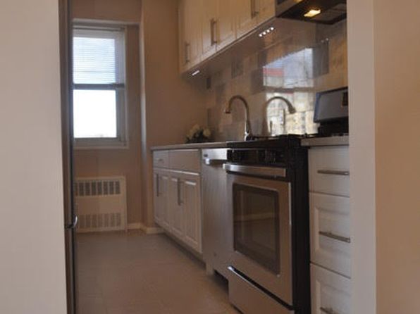 30 Lake St APT 5F