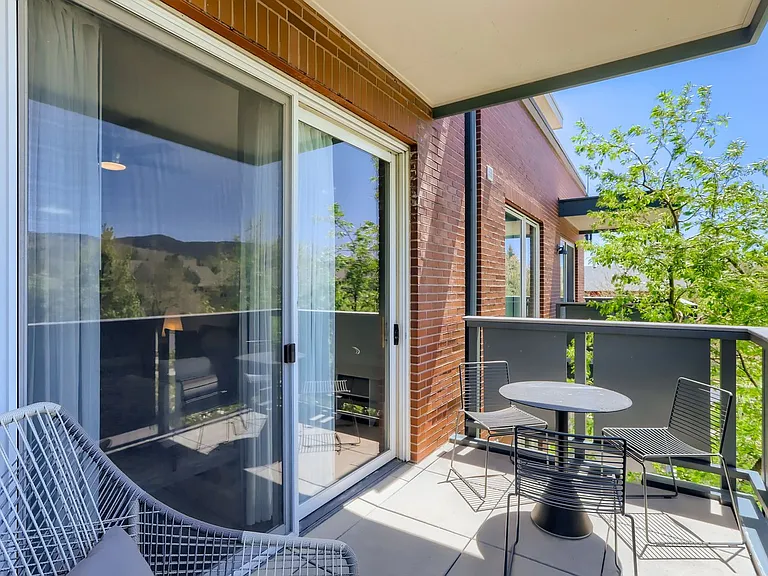 4650 Holiday Dr #203 — Photo 4