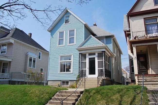 1st image of 2635 N Oakland Ave