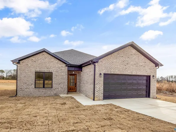 17182 Red Hill Rd, Athens, AL 35611