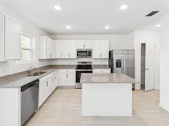 5th image of 4947 Armina Place #103