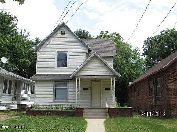 105 Euclid — Photo 1